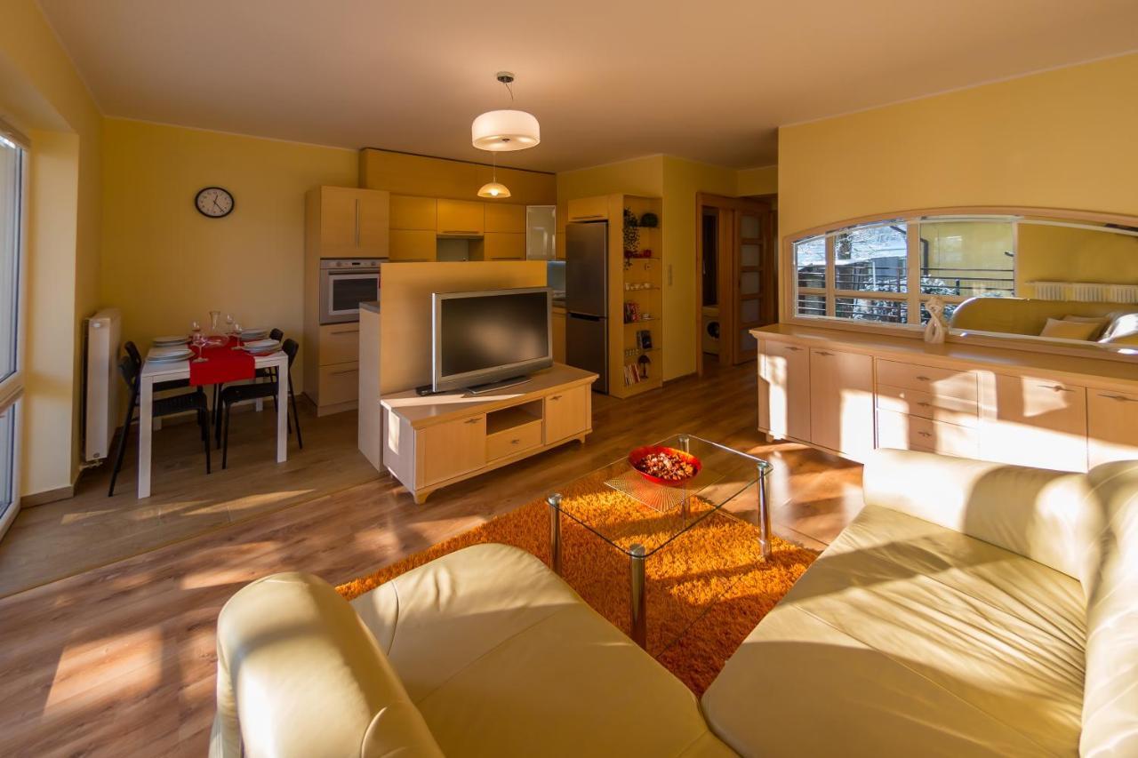 Komfortowy Apartament W Centrum Ustronia Εξωτερικό φωτογραφία